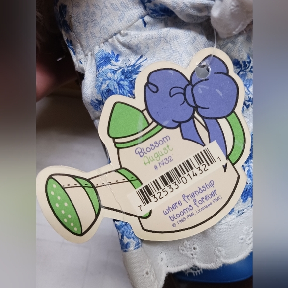 Precious Moments 1987#104817 "A Tub Full of Love" & 1995#1432 Garden of Friends - Picture 7 of 13